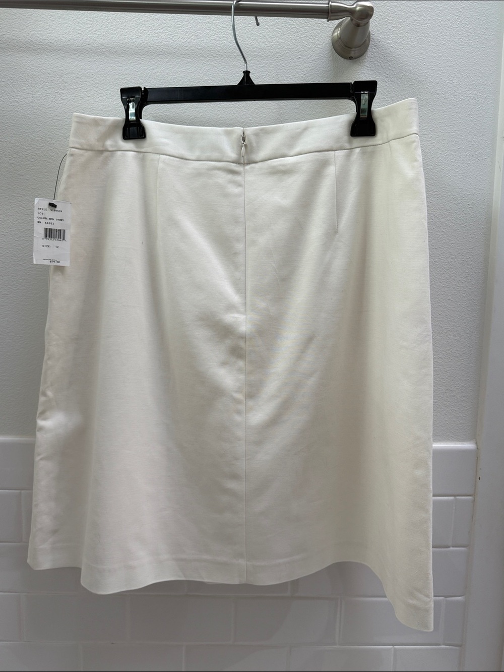 NWT Vince Camuto Ivory White A-Line Skirt Size 12 - Picture 3 of 5